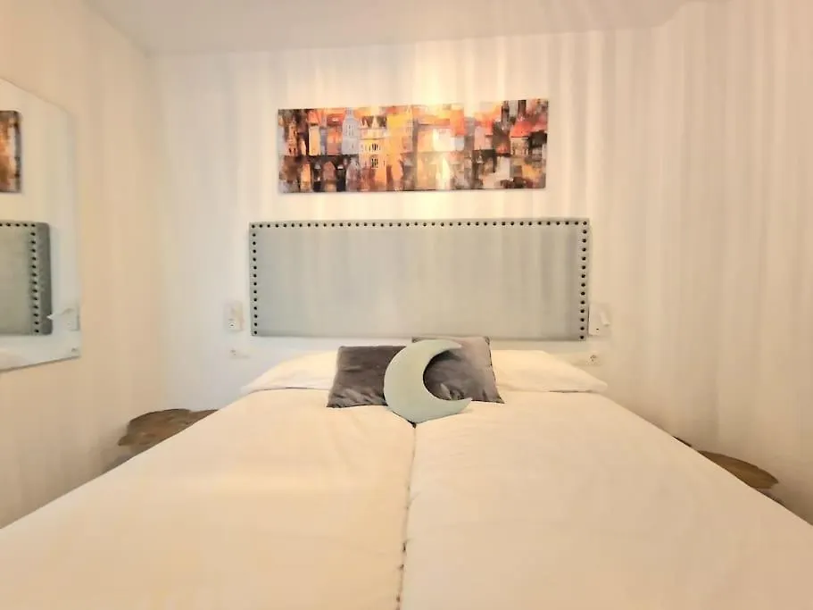 Apartamento En El Centro Cadiz Bajo A 0*,  Spain